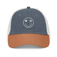 Load image into Gallery viewer, Winky Vintage Trucker Cap